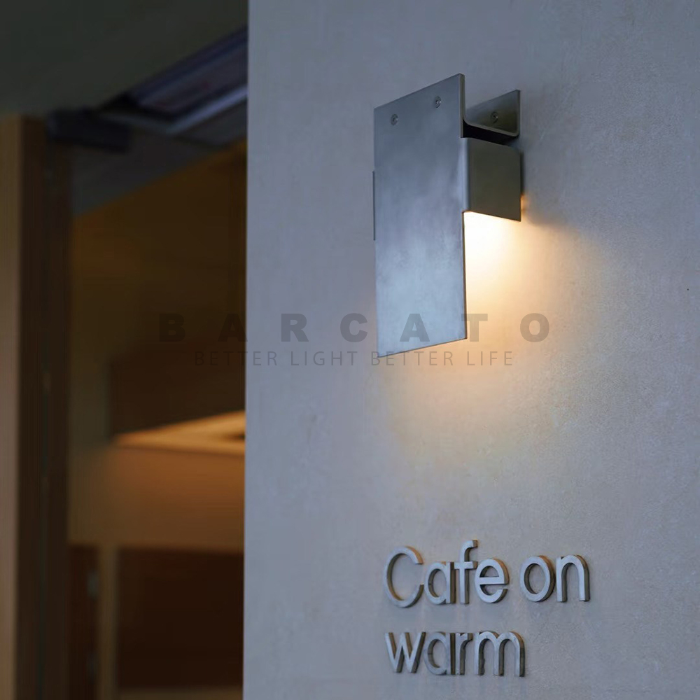 Modern LED Waterproof Wall Lig - Outdoor Power Outlet With Remote Control recension och pris